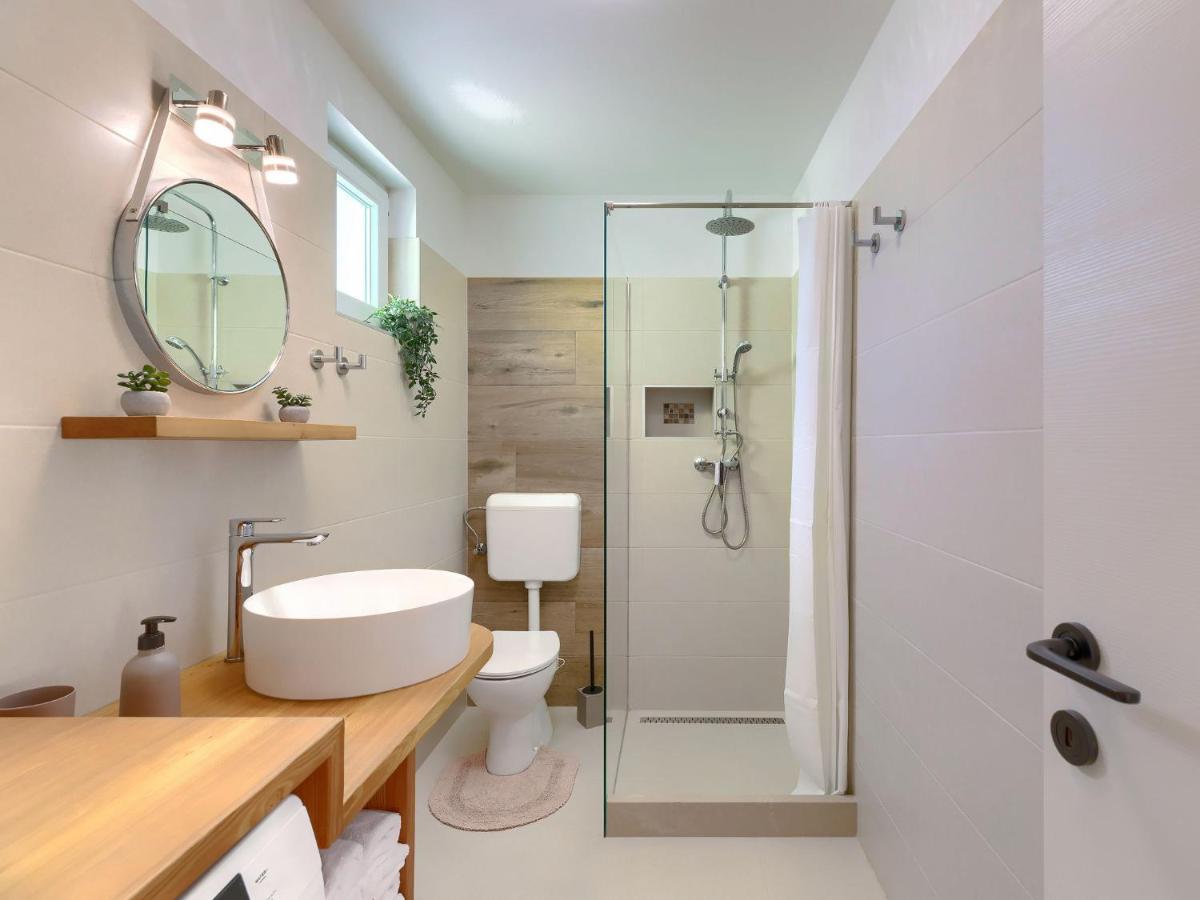 Holiday Home Laura By Interhome بولا المظهر الخارجي الصورة