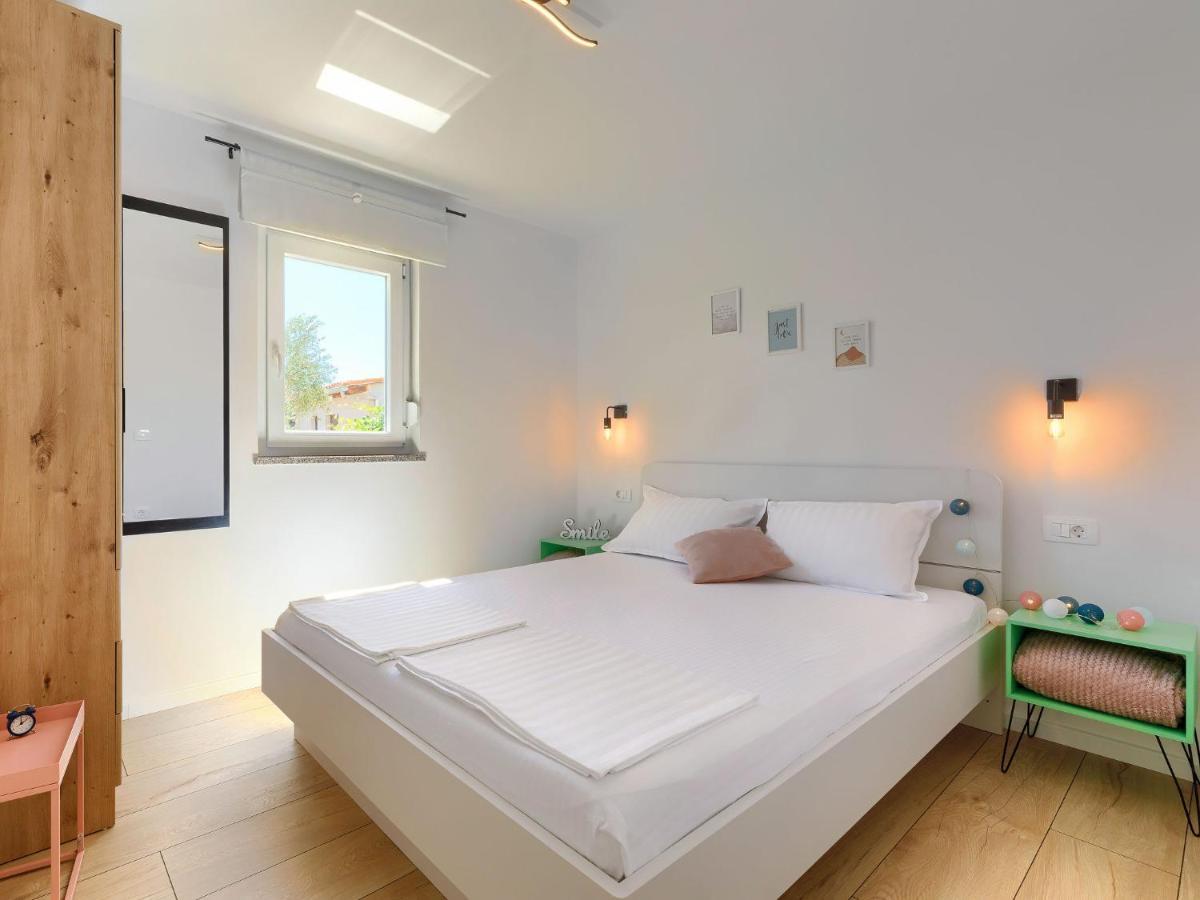 Holiday Home Laura By Interhome بولا المظهر الخارجي الصورة
